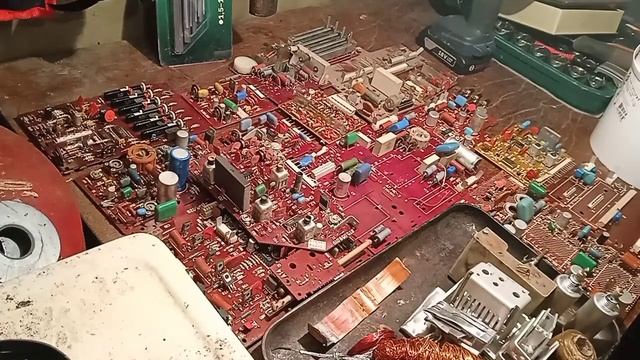 Разбор бытовой техники. Медь из советского телевизора