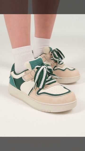 Детская обувь - видеопроходка смотреть онлайн