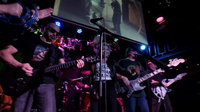 Я продолжаю забывать (Майк Науменко). Дуче и УО смотреть онлайн