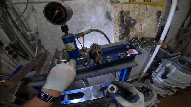 Замена подшипников двигателя стиральной машины Bosch смотреть онлайн