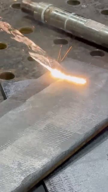 Лазерная очистка низкоуглеродистой стали. #laser #welding #wel смотреть онлайн