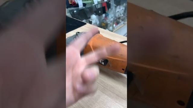 Уши aeg выбивает пробки смотреть онлайн