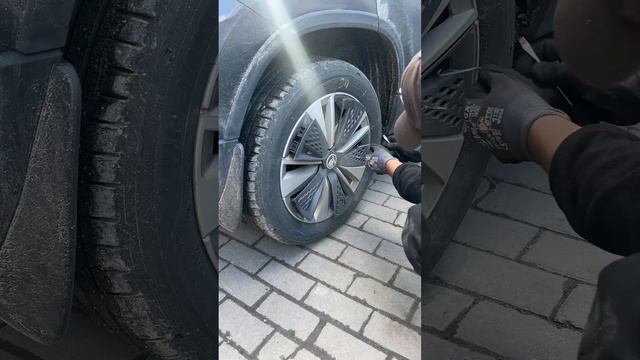 Skoda Karoq Ковпаки, колпаки, диски. Як зняти?