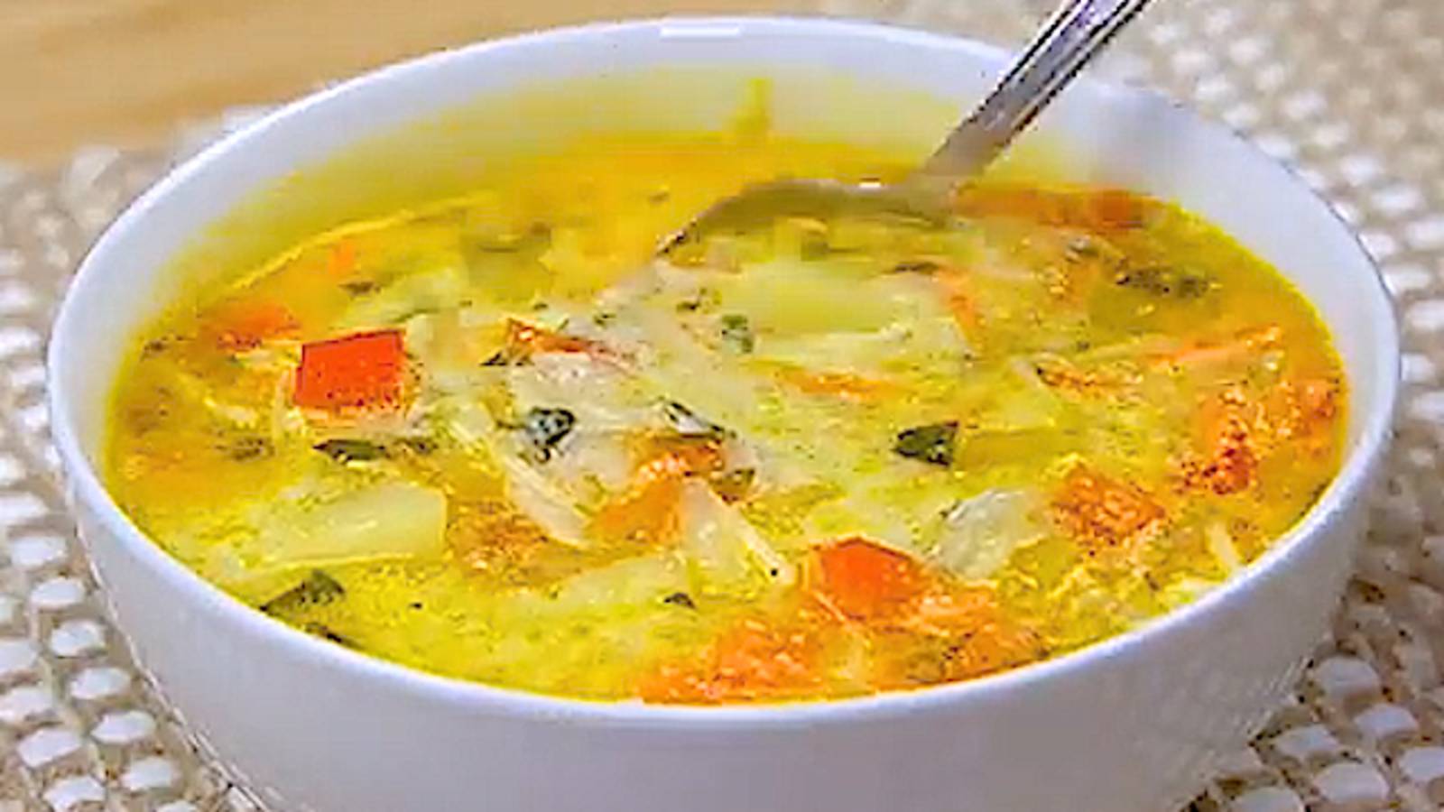 Такой чудесный суп, что захочется еще, когда Вы его попробуете!