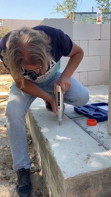 Замер склерометром бетона В25 на 10 день горизонтальная смотреть онлайн