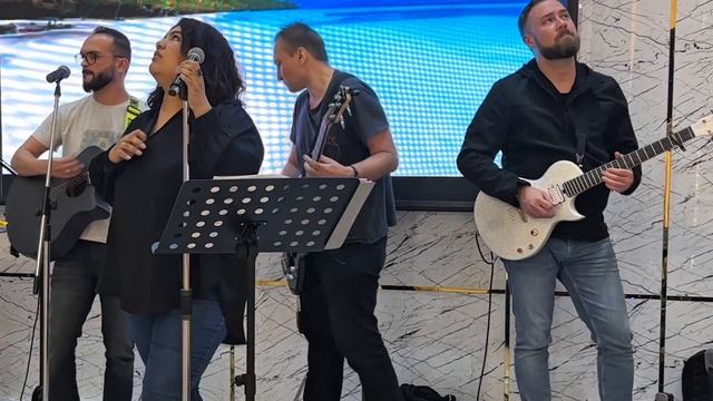 Enya Go Sonic - в действии смотреть онлайн