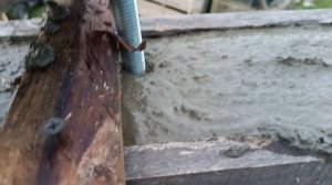 Заливаю армопояс на газоблок