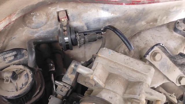 Замена электромагнитного клапана абсорбера Geely Ck