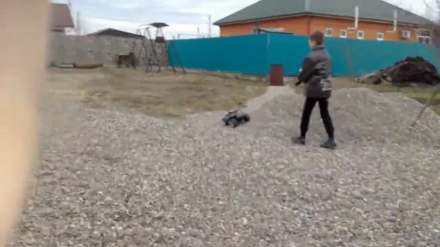 Машинка на пульте управления MAX-R