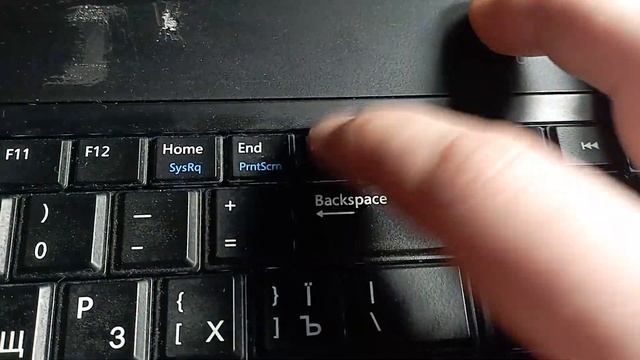 Как нажимать кнопку Insert #кнопка #insert #клавиатура #клави смотреть онлайн