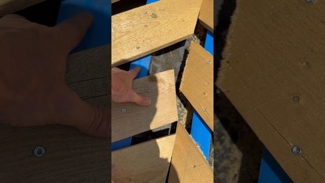 👋👋👋 Выполняем работы по реконструкции кровли. Подготовительные работы под гибкую черепицу🙂 смотреть онлайн