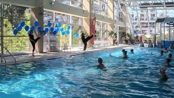 Aqua Dance Party (МВ)