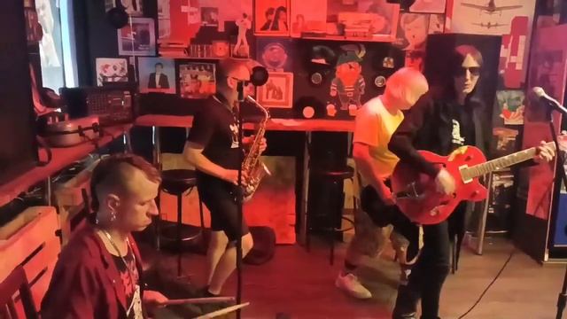 Хоха Электрозомби - Помидоры убийцы (Хромой Синий Кот 1