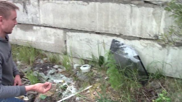 Разрушители автомифов  Может ли кусок изолятора свечи