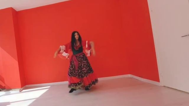 Цыганские танцы. Обучение, постановки, создание одежд?