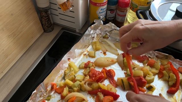 ИКРА ИЗ ЦУКИНИ В ДУХОВКЕ С ОВОЩАМИ
