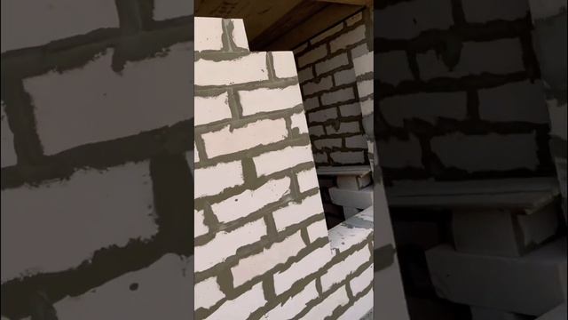 Двухэтажный коттедж с эксплуатируемой крышей и терра? смотреть онлайн