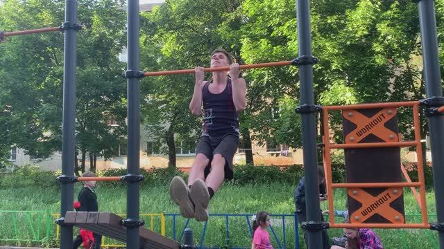 Кросс-тренинг для бегунов на длинные дистанции || Подтягивания на высокой перекладине :) смотреть онлайн