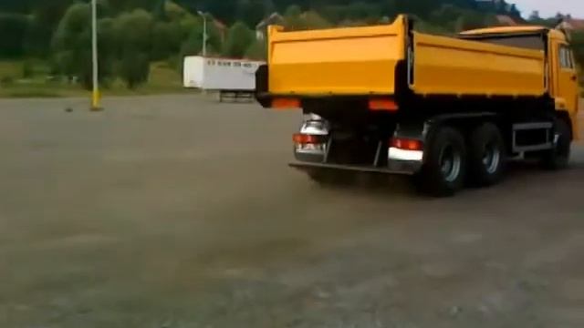 Самосвал КАМАЗ 65115