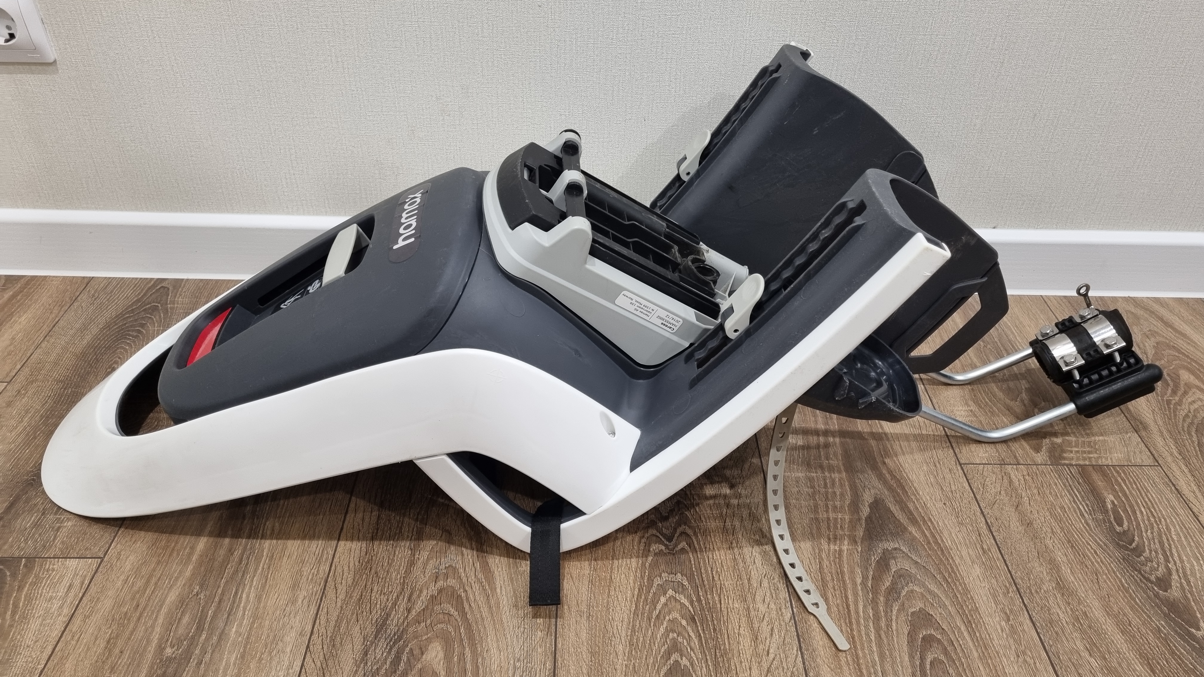 ⭐Детское кресло премиум класса Hamax Caress With Lockable Bracket смотреть онлайн