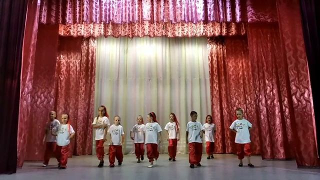 Хореографічний колектив "Dance Fire"(сел.Олександрійське)