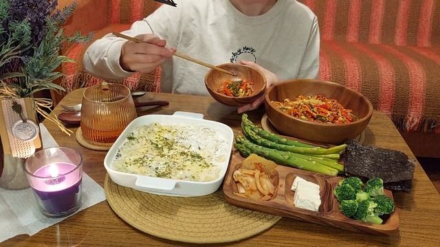 ASMR | MUKBANG Potato Gnocchi & Mung Bean Sprout Salad/ ньокки с грибами салат ?
