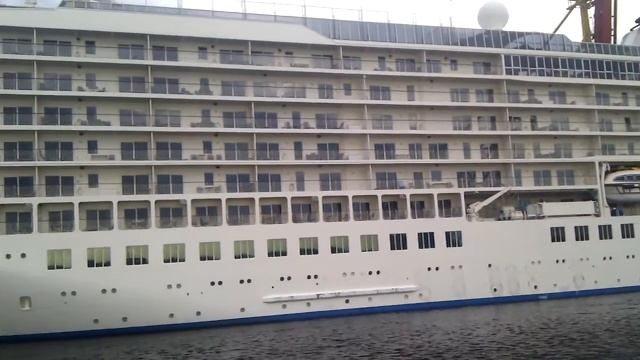 утром 4 июня в Архангельск прибыл круизный лайнер