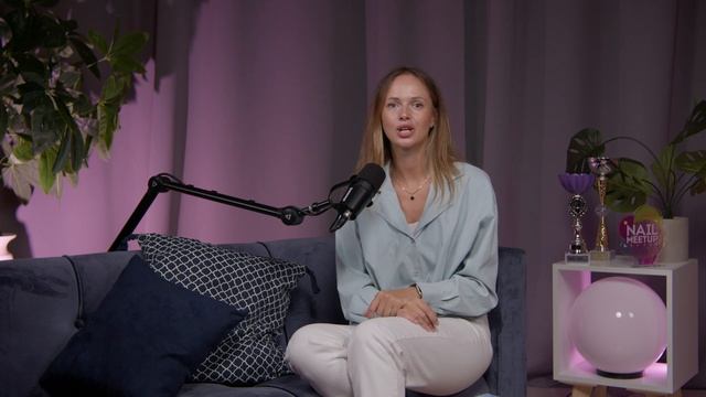 Как менялись материалы для маникюра: История акрила, г