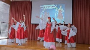 У моей России длинные косички коллектив Созвездие Шко