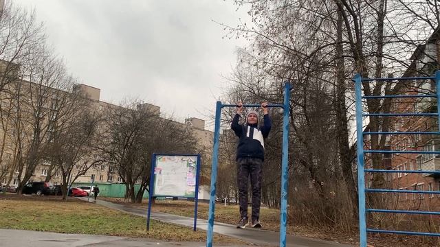 Кросс-тренинг для бегунов на длинные дистанции || Подтягивания на высокой перекладине :) смотреть онлайн