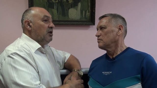 Таких "Уралов" с "Единой России" в каждом городе хватае смотреть онлайн
