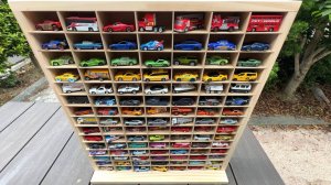 Ставим машинки в гараж учим цвета вместе детское видео