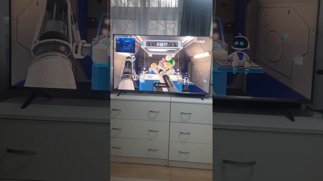 Astro playroom 9 часть динозавр и playstation 5 смотреть онлайн