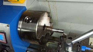 Токарный станок по металлу WEISAN WM210F400.