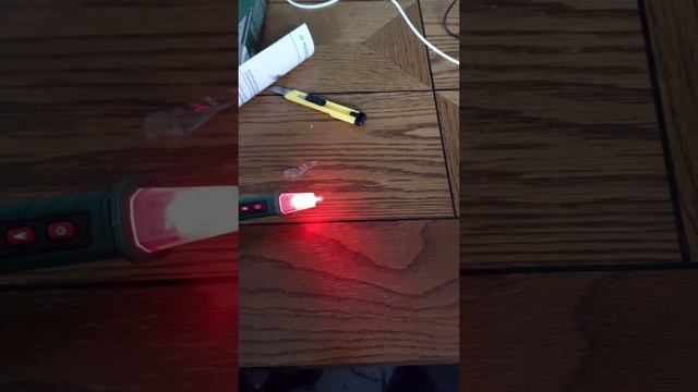 PARKSIDE LIDL безконтактный тестер на батарейках розпаковк?