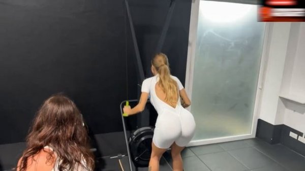 ГОРЯЧИЙ СПОРТЗАЛ С ПХ АКТРИСАМИ | СНЯЛИ ТО САМОЕ ВИДЕО