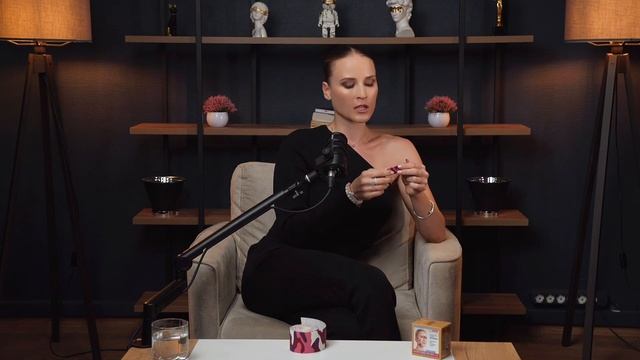 Вся правда о ТЕЙПАХ! Тейпы - это лейкопластырь? И как он помогает убрать морщины?