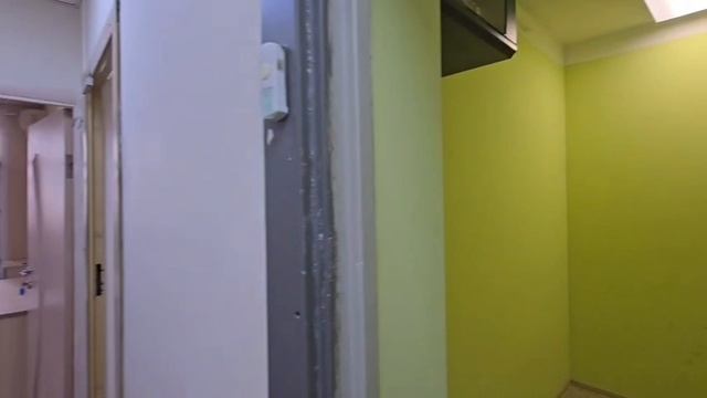 Коммерция в центре смотреть онлайн