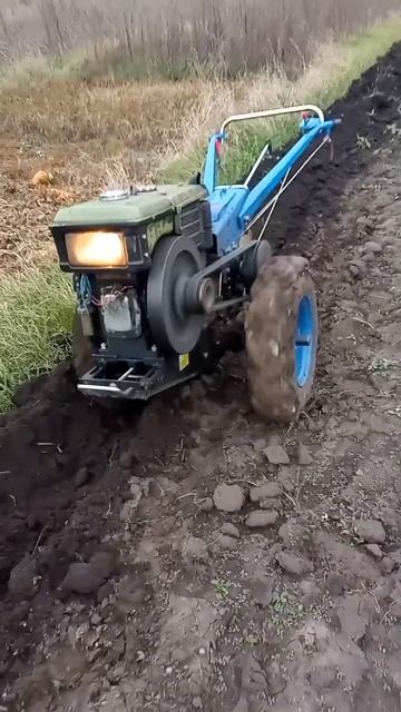 Мотоблок оре сам🚜🚜🚜 смотреть онлайн