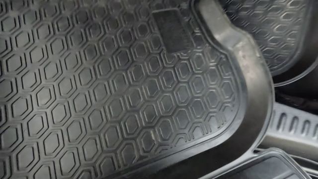 Коврики Рено Сандеро 2 Renault скользят и вылетает крепление. Обзор Сандеро 2 смотреть онлайн