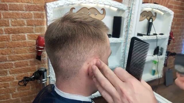 Аккуратная стрижка с укладкой набок // Как подстричь с? смотреть онлайн