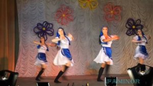 Семь сорок. До чего красиво танцуют.