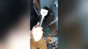 Застрял бур,пика,коронка в стволе перфоратора!