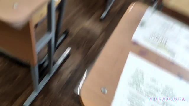 НЕДЕЛЮ НОШУ ТЕЛЕФОН В ШКОЛУ! ДЕНЬ 4! Иду на программиро?