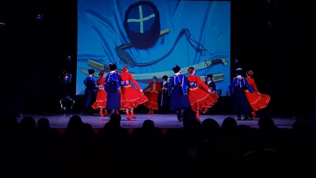 Ансамбль Дружба и Школа Интернат 27 Казачий пляс смотреть онлайн