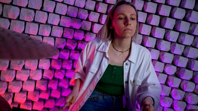 Анна Кемпи - Real Love Song (Nothing But Thieves cover) смотреть онлайн