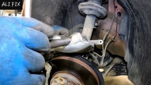 замена передних тормозных колодок ... volkswagen jetta