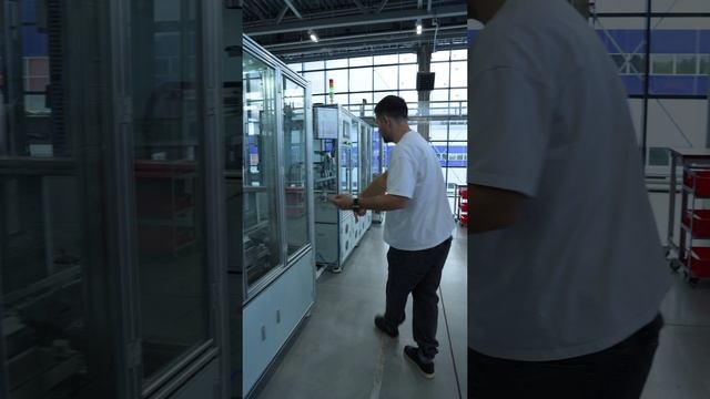 ДКС ред хайрез смотреть онлайн