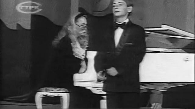 Антон Виноградов. Как по лужку травка.