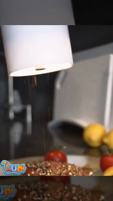 Электрическая мельница с подсветкой и кнопкой. смотреть онлайн